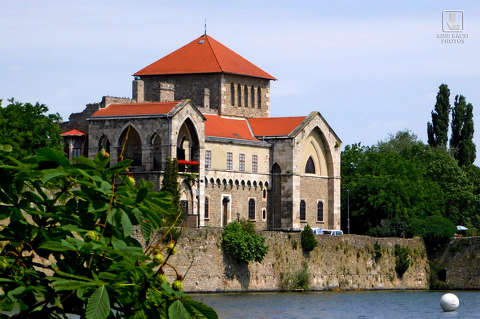 Tatai vár