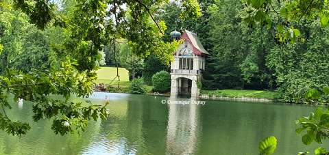 Les Bords du Loiret - Garage à bateau - France