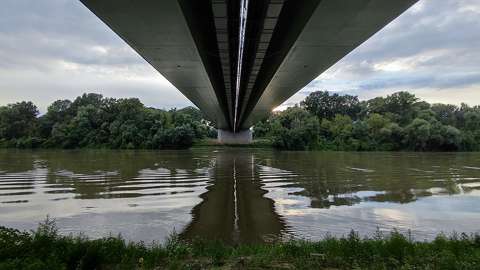 Szapáry híd alatt a Tisza