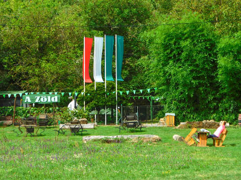 A Zöld - Balatonalmádi