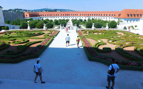 Kert-park, Pozsonyi vár - Szlovákia