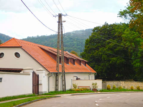 Szent Mauríciusz Monostor - Bakonybél