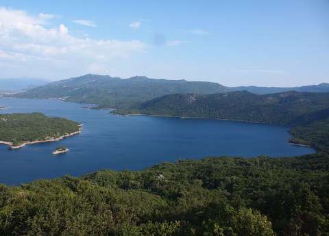 címlapfotó hegy montenegró tenger