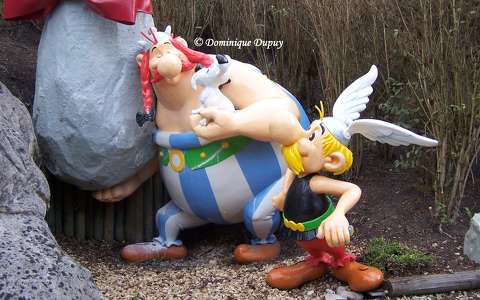 Obélix, Idéfix et Astérix - Parc Astérix - France