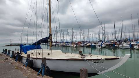Balatonkenese
