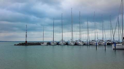 Balatonkenese