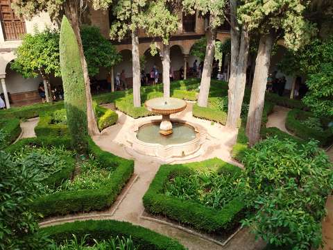 Granada - Alhambra - Patio de la Lindaraja