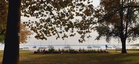 Balatonalmádi, ősz.