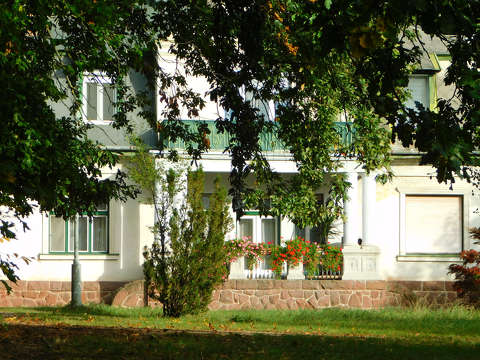 Októberi napsütés, Balatonfűzfő, Kornél villa