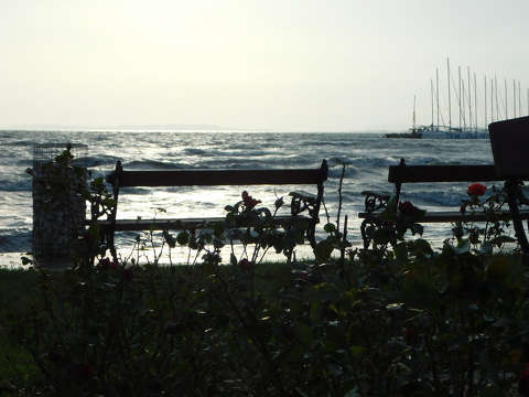 Balatonkenese, pad, kikötő