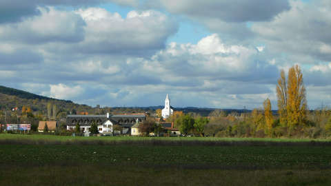 Szent László-templom, Aszófő