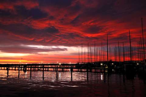Lángoló Balaton.
