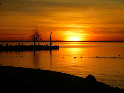 Balatonalmádi, napkelte