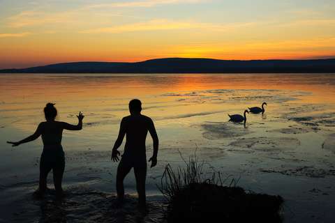 Jeges pillanat Balatonfűzfőn.