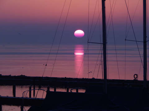 Felkelő Nap Balatonfürden