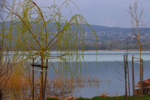 Balatonfűzfő parti sétány