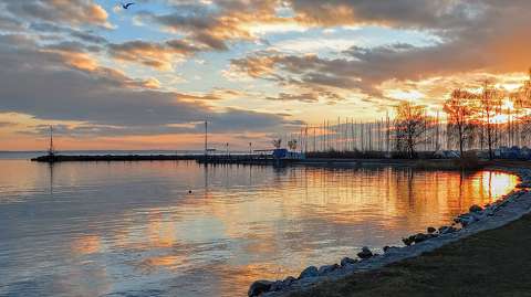 balaton magyarország stég és móló tó