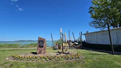 Balatonboglár kikötő