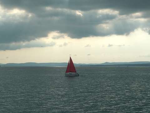 balaton felhő magyarország tó