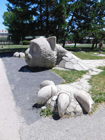 Kőmacska - Várpalota