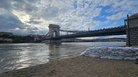 budapest duna folyó híd