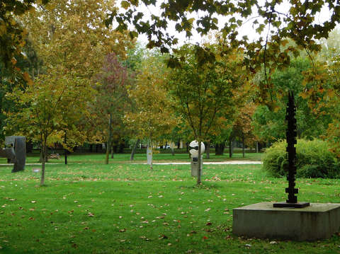 Kézfogás Európa Szoborpark - Balatonalmádi
