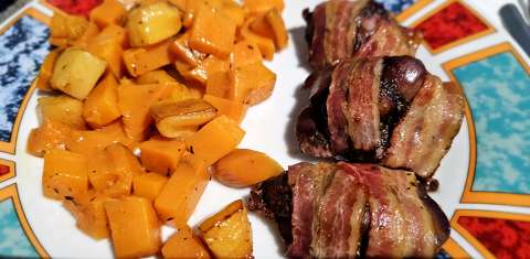 Birs, édesburgonya, bacon,csirkemáj