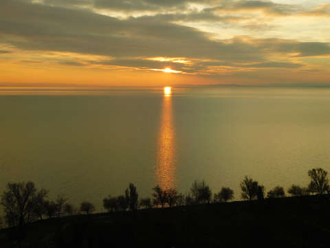 Téli Balaton, Akarattya Napnyugta