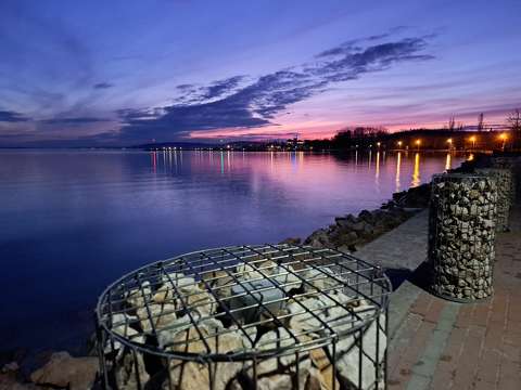 Alkonyati festmény Balatonkenesén.