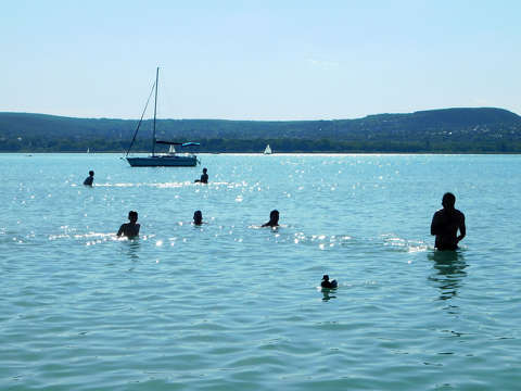Balaton, Fűzfő, strand