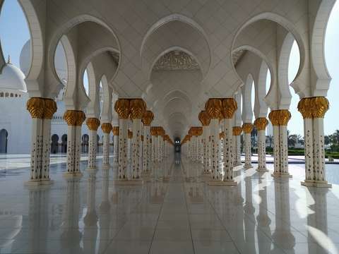 Abu Dhabi, Zájed sejk mecset