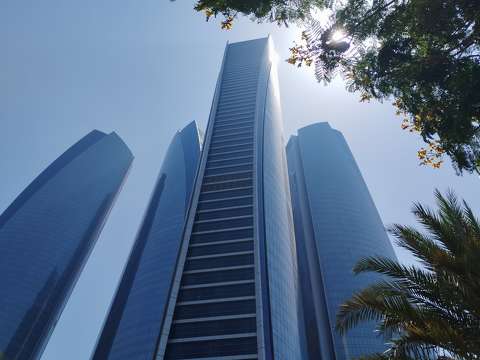 Abu Dhabi, Etihad tornyok
