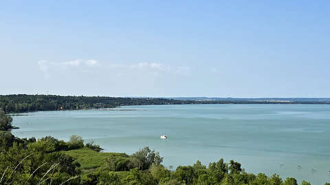 Balaton, az Akarattyai magaspartról