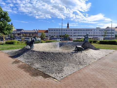 címlapfotó szobor szökőkút