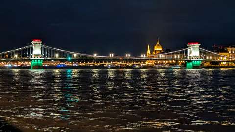 budapest duna folyó híd