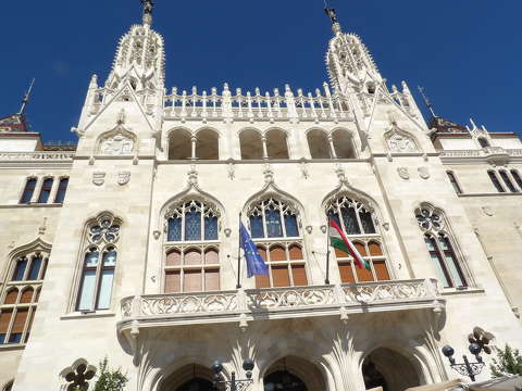 Budai vár,Szentháromság tér felújítva