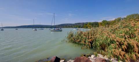 Balatonalmádi.