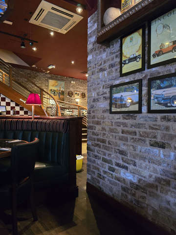 TJ’s Restaurant & Bar - Stirling, Skócia