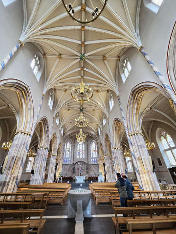 Metropolitan Cathedral of St Andrew
– a 19. századi székesegyház, Glasgow, Skócia