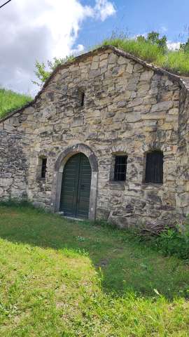 Páty, pincesor
