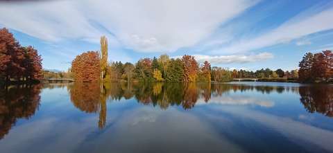 Szombathely - Csónakázó-tó, ősz, tülkröződés