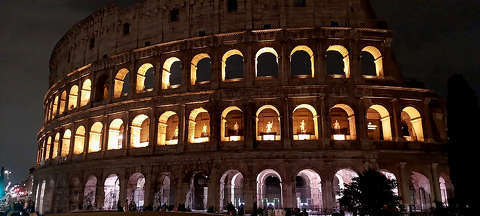 A Colosseum (Flavianus Amfiteátrum) Rómában
