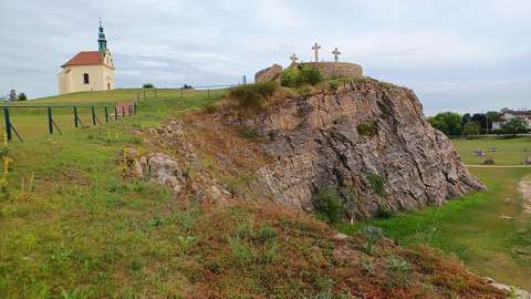 Tatai Kálvária-domb