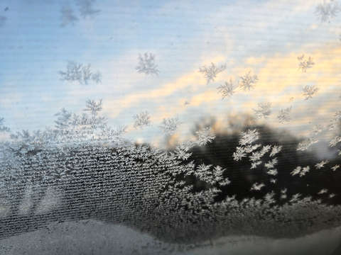 Hideg reggelre ébredtünk