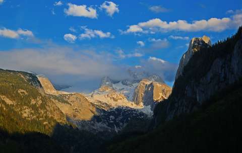 hegy kövek és sziklák