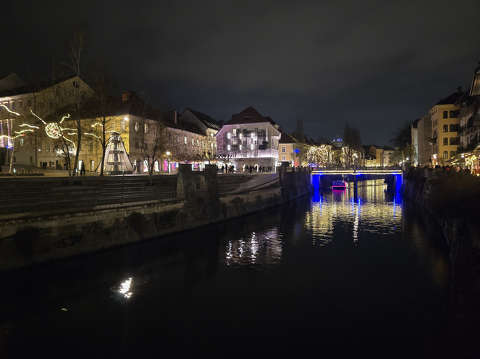Szlovénia, Ljubljana, téli világítás