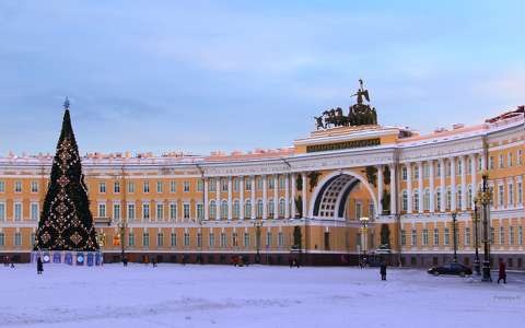 Szent-Pétervár, Palota tér