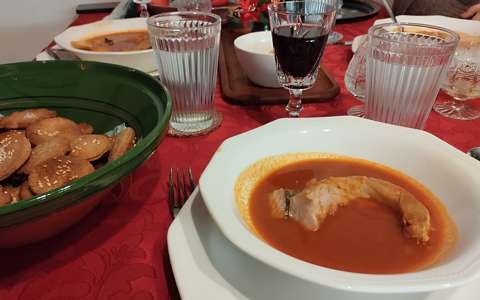 Halászlé, terített asztal, Szenteste