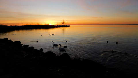 Napkelte Balatonalmádiban
