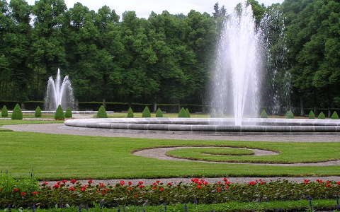 Németország,Herrenchiemsee,II.Lajos kastélyának parkja